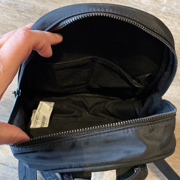 Mini unicorn backpack - Picture 3 of 3